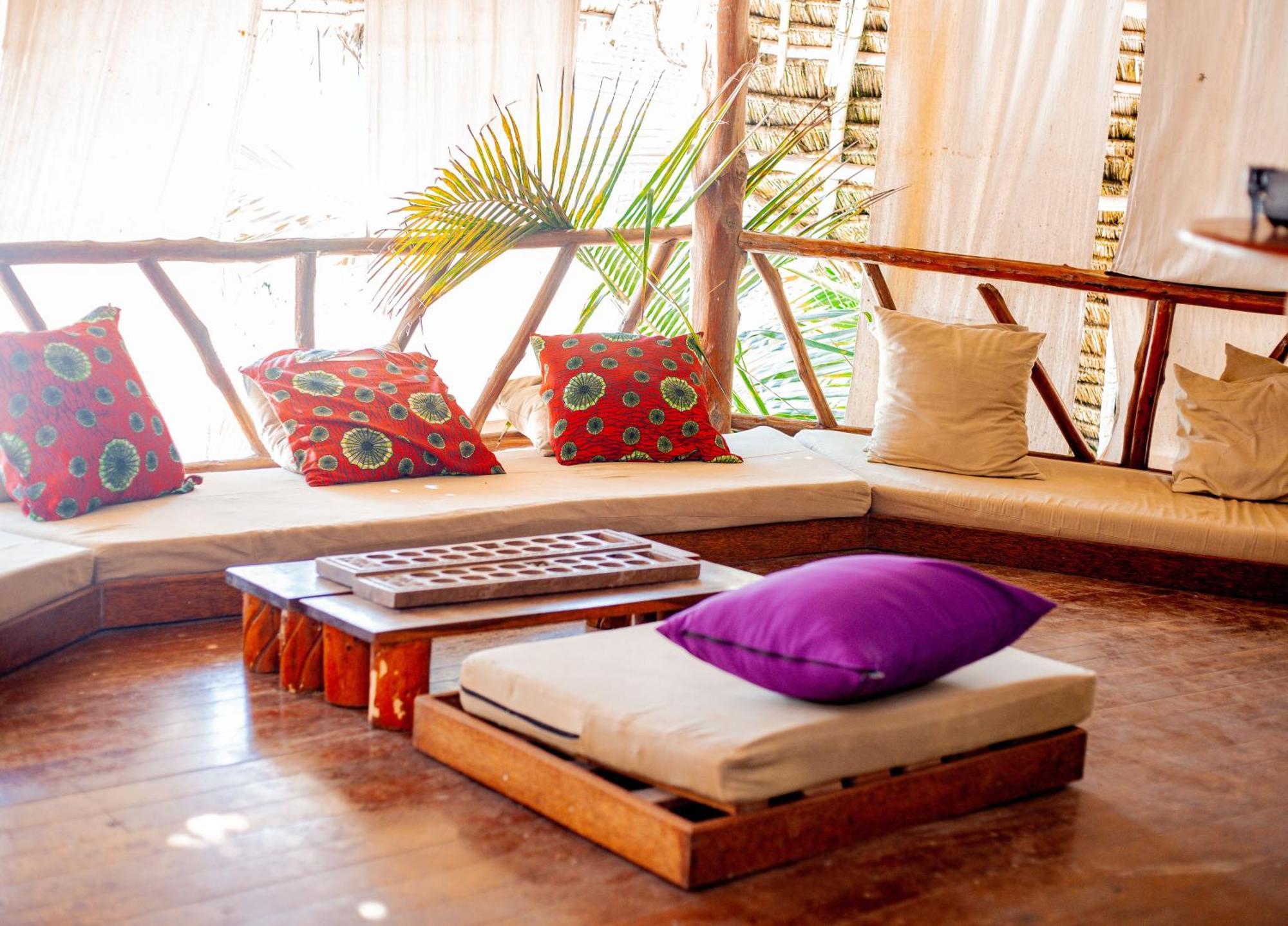 Swahili Palace Zanzibar 普瓦尼梅查恩加尼 外观 照片
